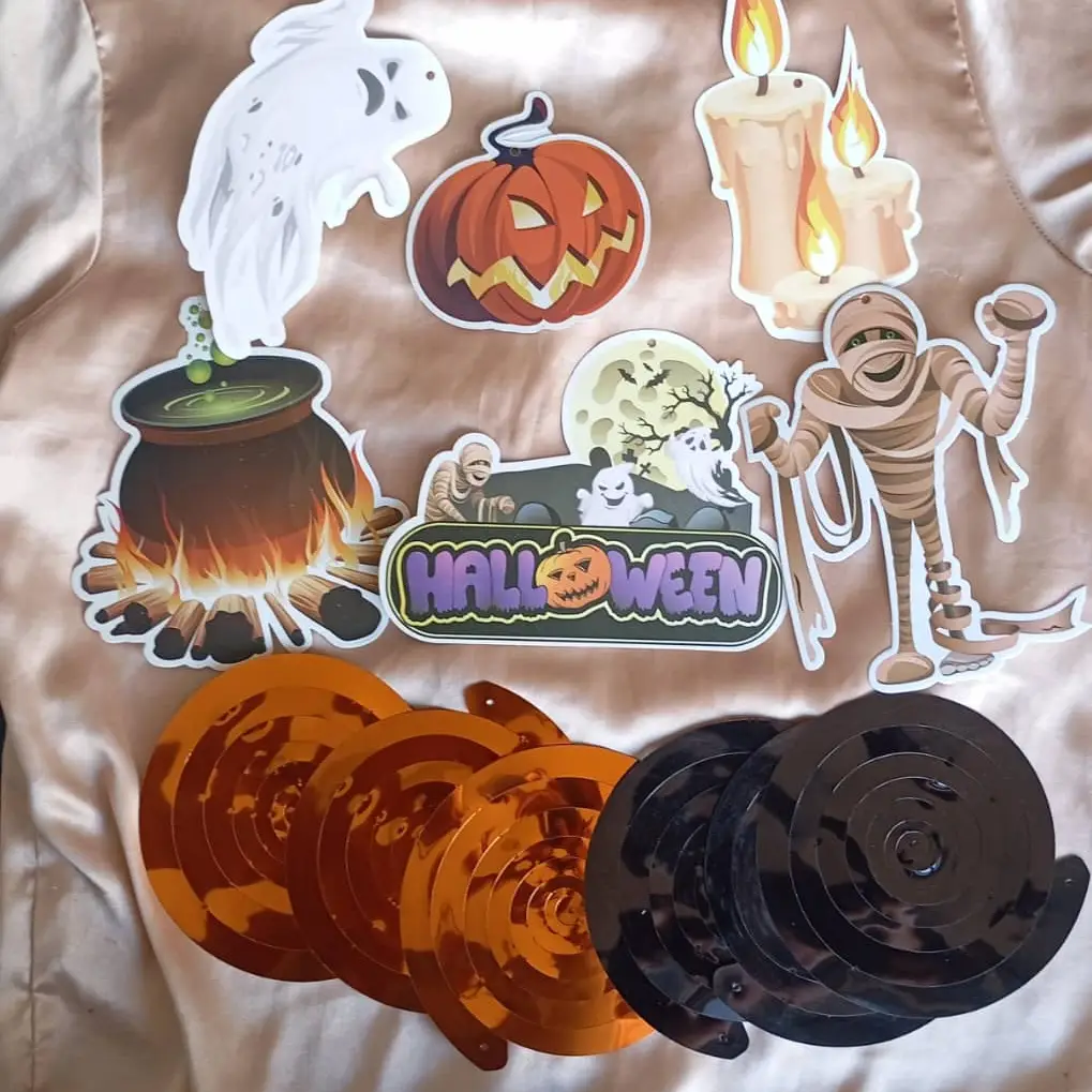 Decoración Colgante para Halloween con Caldero de Bruja — imagen 2