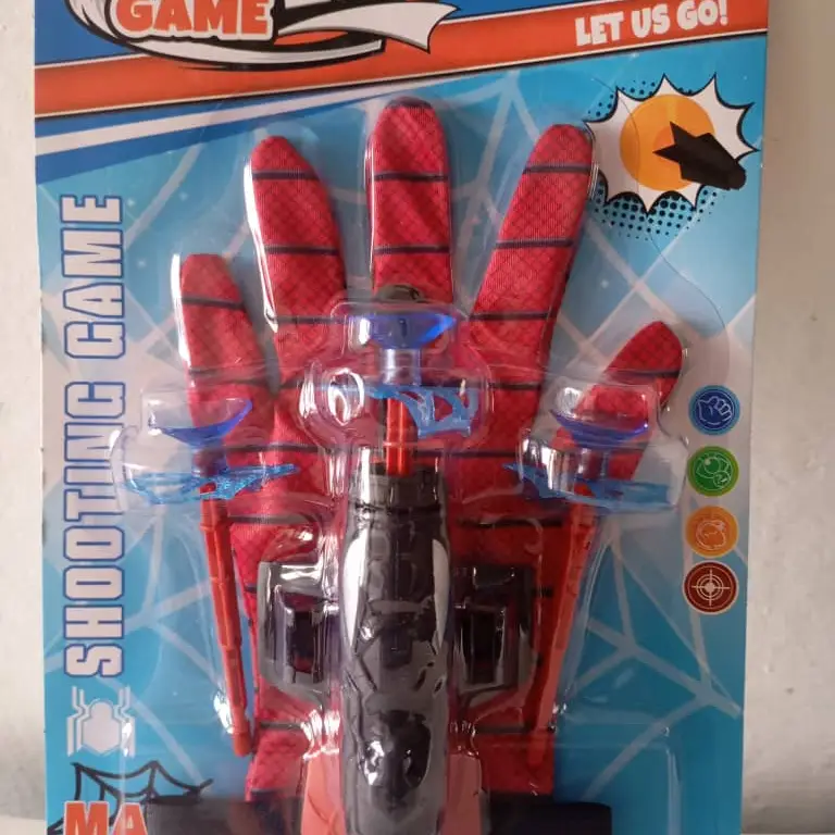 Guante de Spiderman con Dardos's photo #1