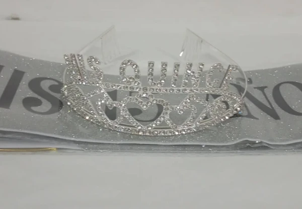 Juego de Banda y Corona Plateada Mis 15 Años M2's foto | PartyExpress |  BizneCubano