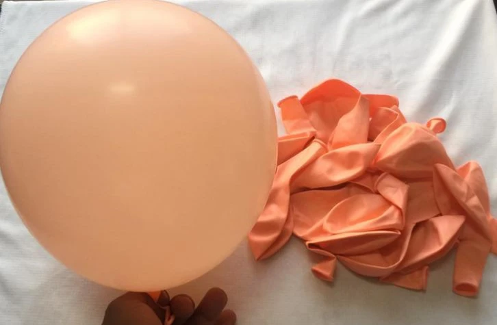 12" Pastel Naranja's foto | PartyExpress |  BizneCubano