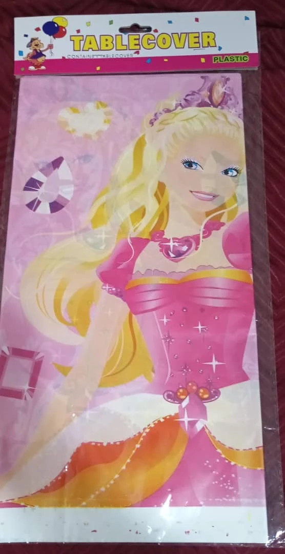 Mantel Barbie's foto | PartyExpress |  BizneCubano
