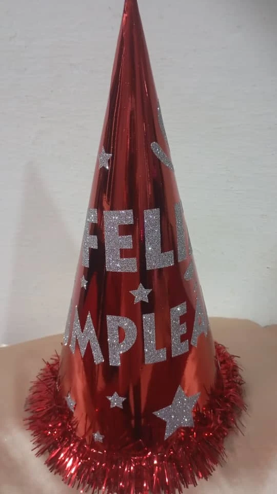 Gorro para Homenajeados Rojo's foto | PartyExpress |  BizneCubano