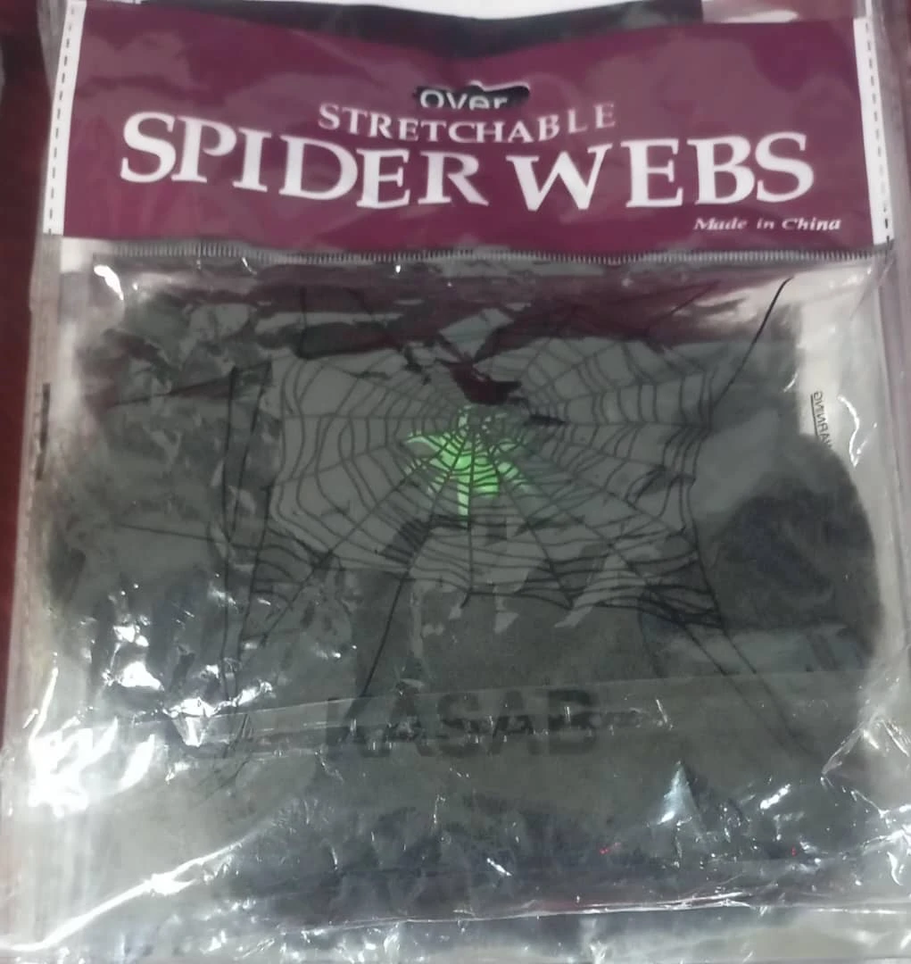 Tela de Araña Negra con Arañita Verde's foto | PartyExpress |  BizneCubano