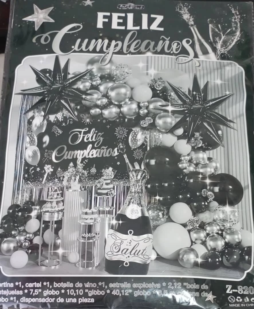 Set decorativo 72 pcs Negro y Plateado con Botella's foto | PartyExpress |  BizneCubano