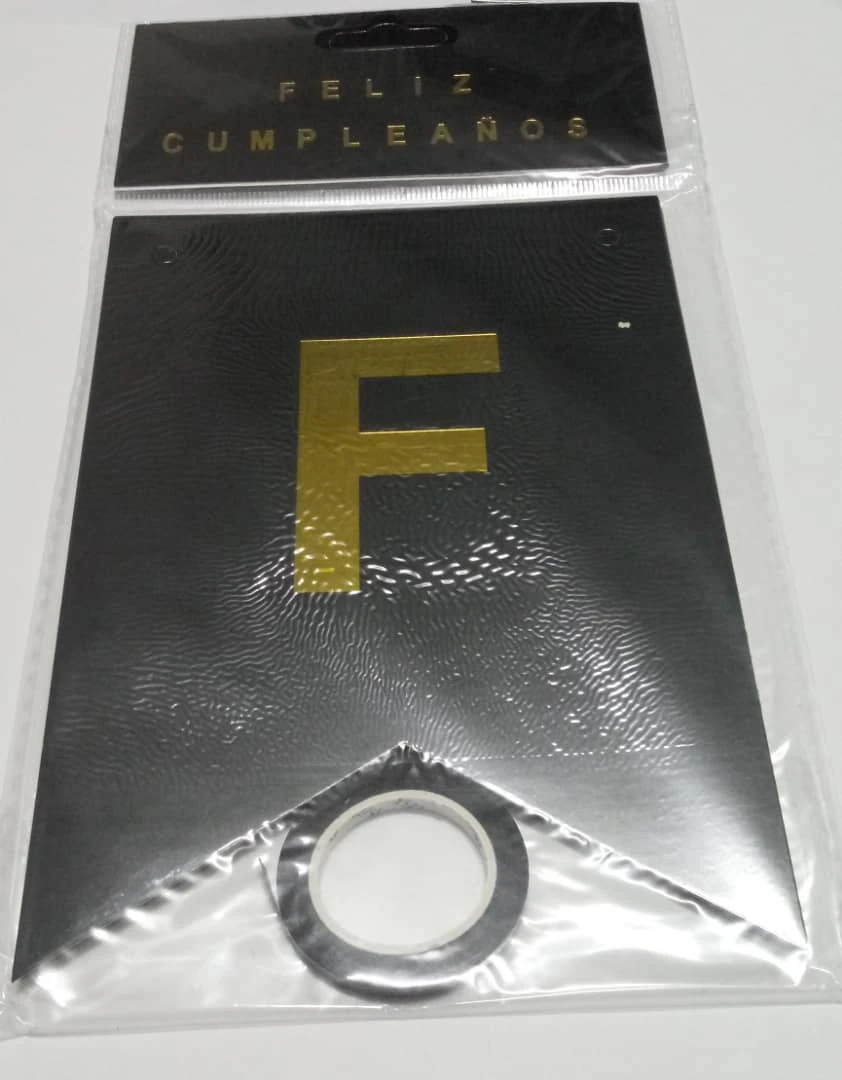 Banderín Feliz Cumpleaños Negro's foto | PartyExpress |  BizneCubano