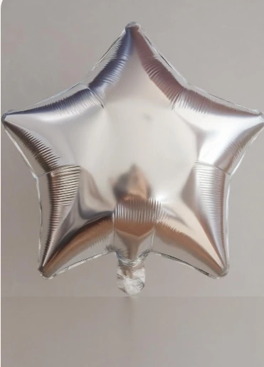 Globo 18" Estrella Plateada's foto | PartyExpress |  BizneCubano
