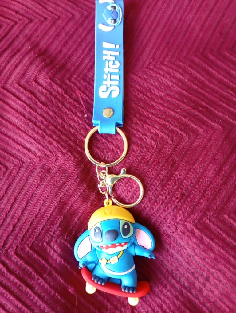 Llavero Stich con Patineta's foto | PartyExpress |  BizneCubano